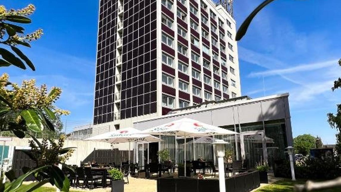 體育論壇酒店 - 羅斯托克