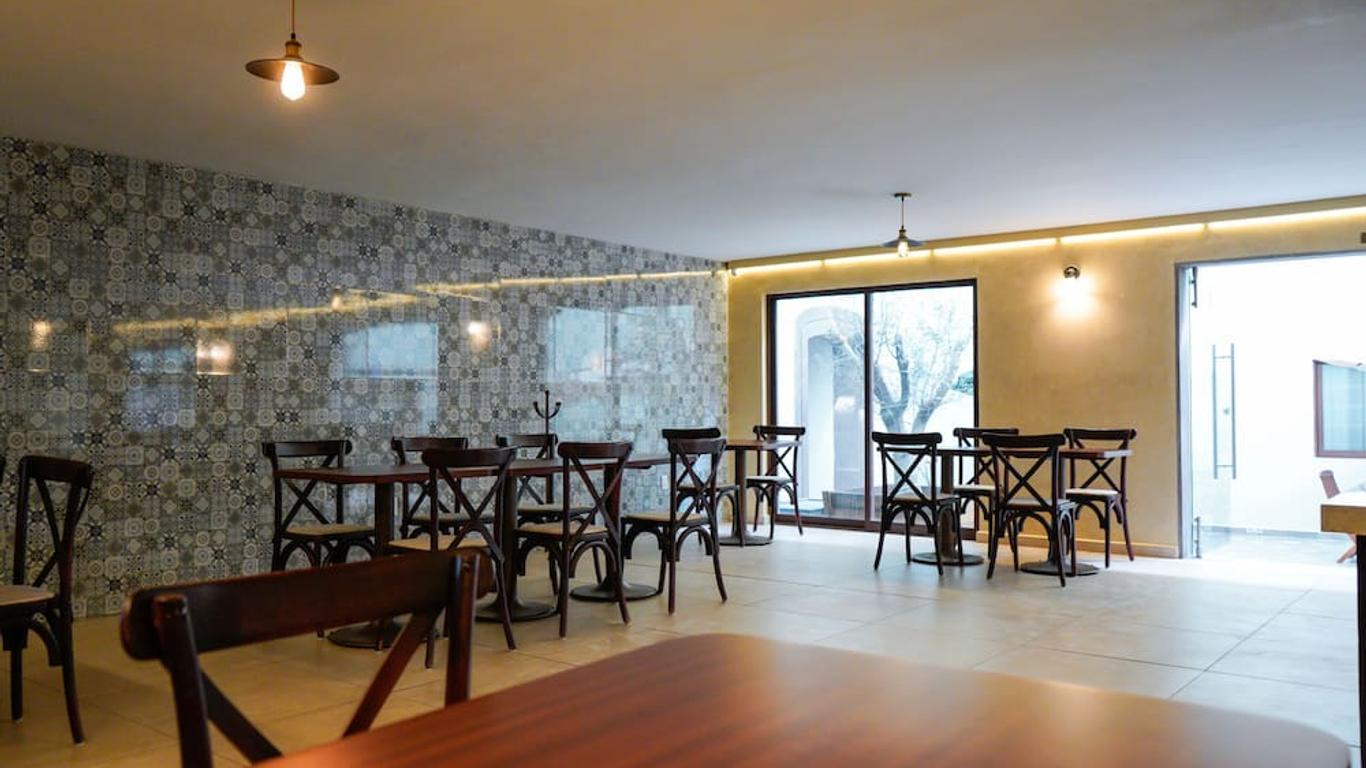 Hotel Senorial