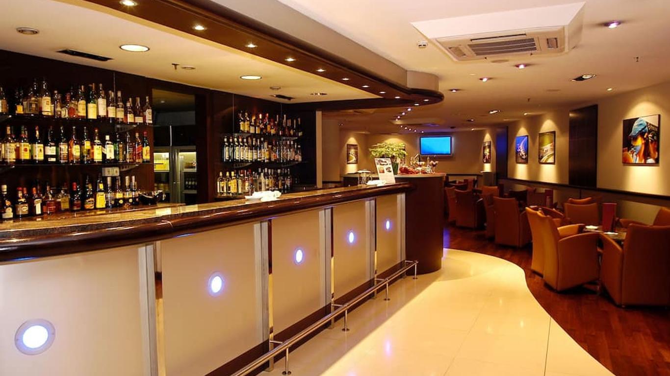 Tropical 酒店 - 厄斯卡爾迪斯 — 安戈達尼