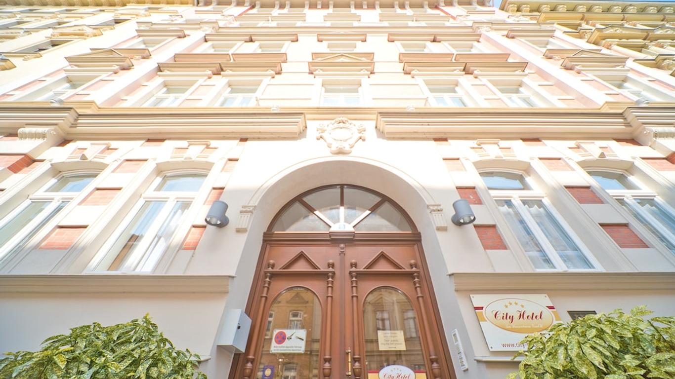 阿姆水塔城市飯店