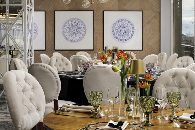 安娜機場酒店 - 西比由