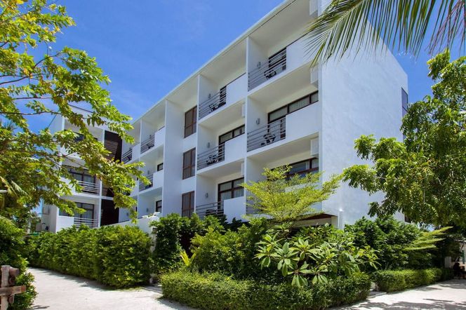 馬爾代夫雞蛋花酒店 - Thinadhoo