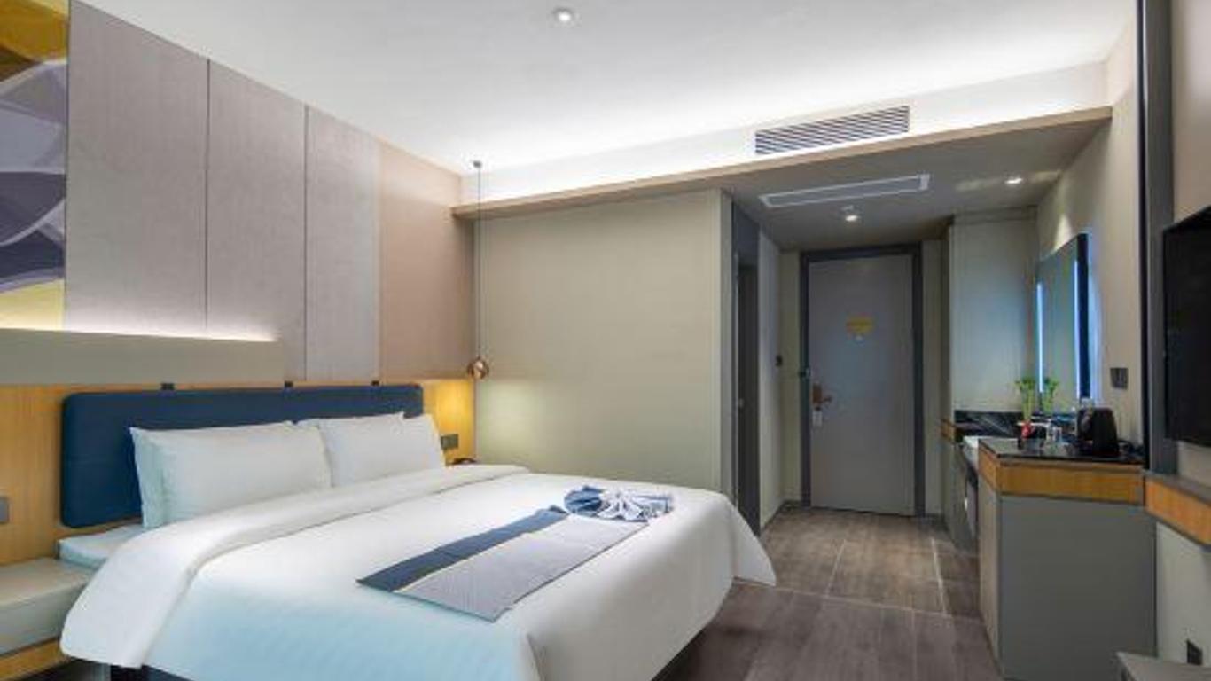 Homeinn Selected Hotel (Jinan Honglou South Road Shandong University)