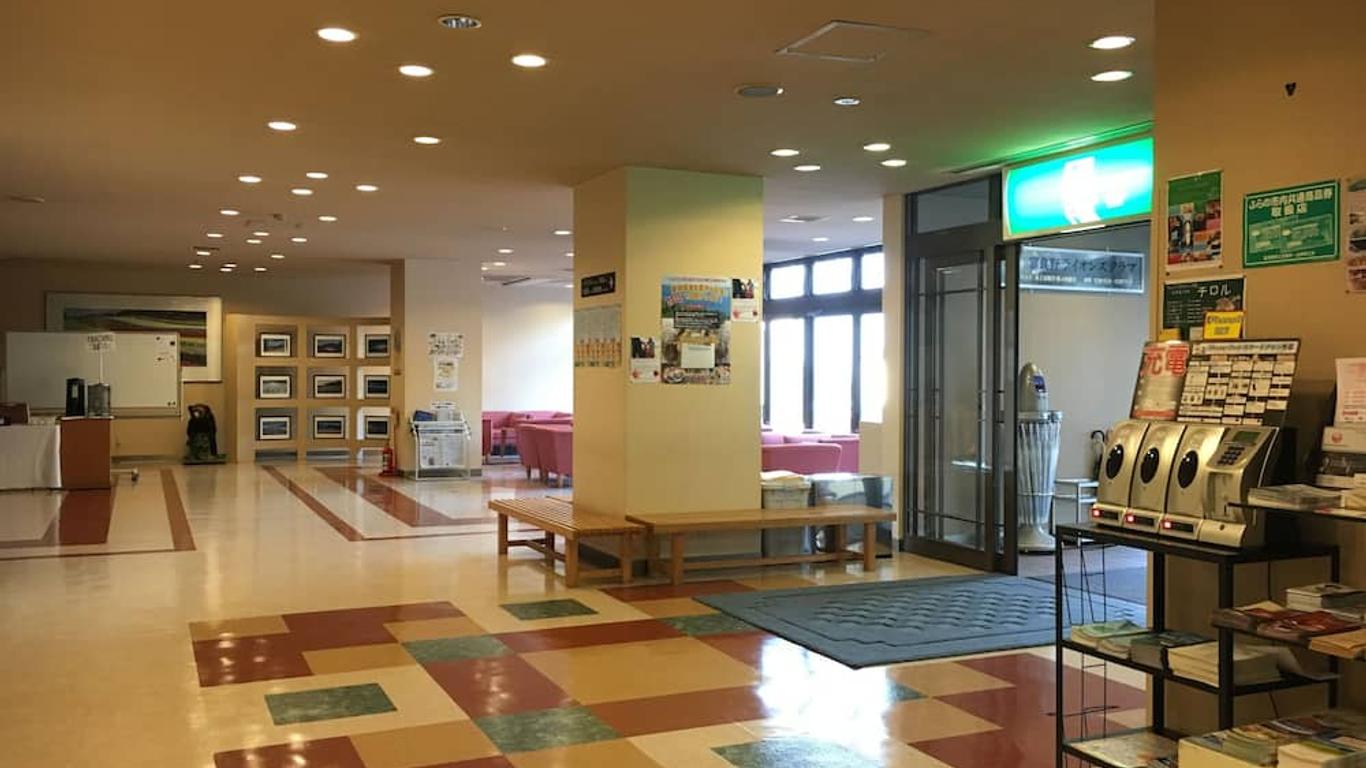 新富良諾酒店