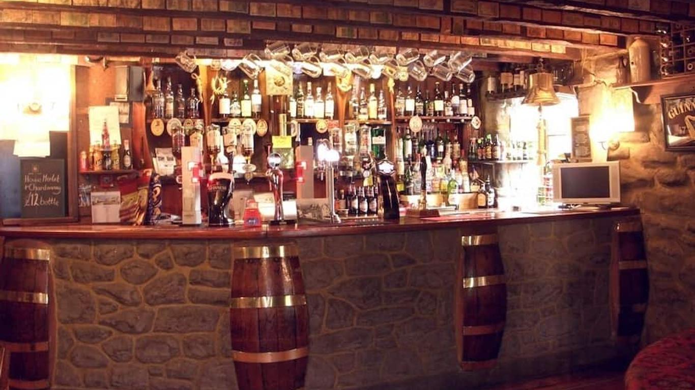 科爾菲爾酒店 - 奧班