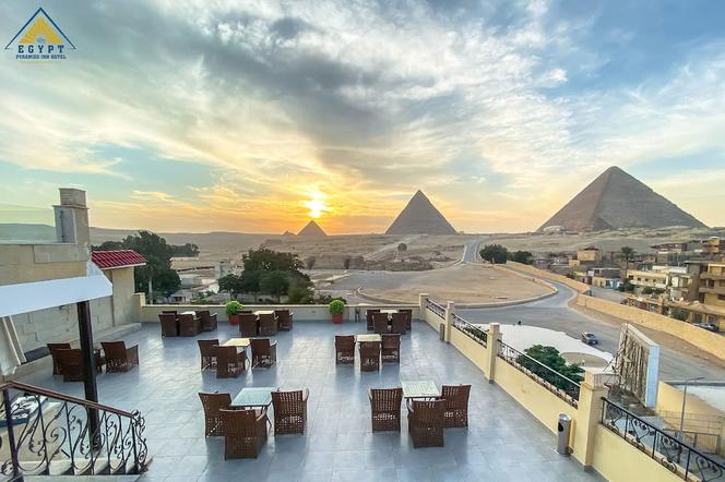 埃及金字塔旅館