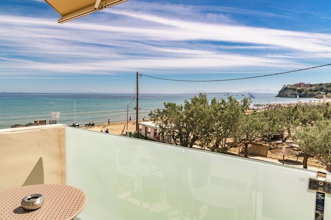 拉金索斯酒店 - 扎金索斯