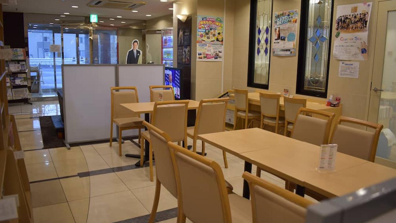 豐川皇冠山酒店