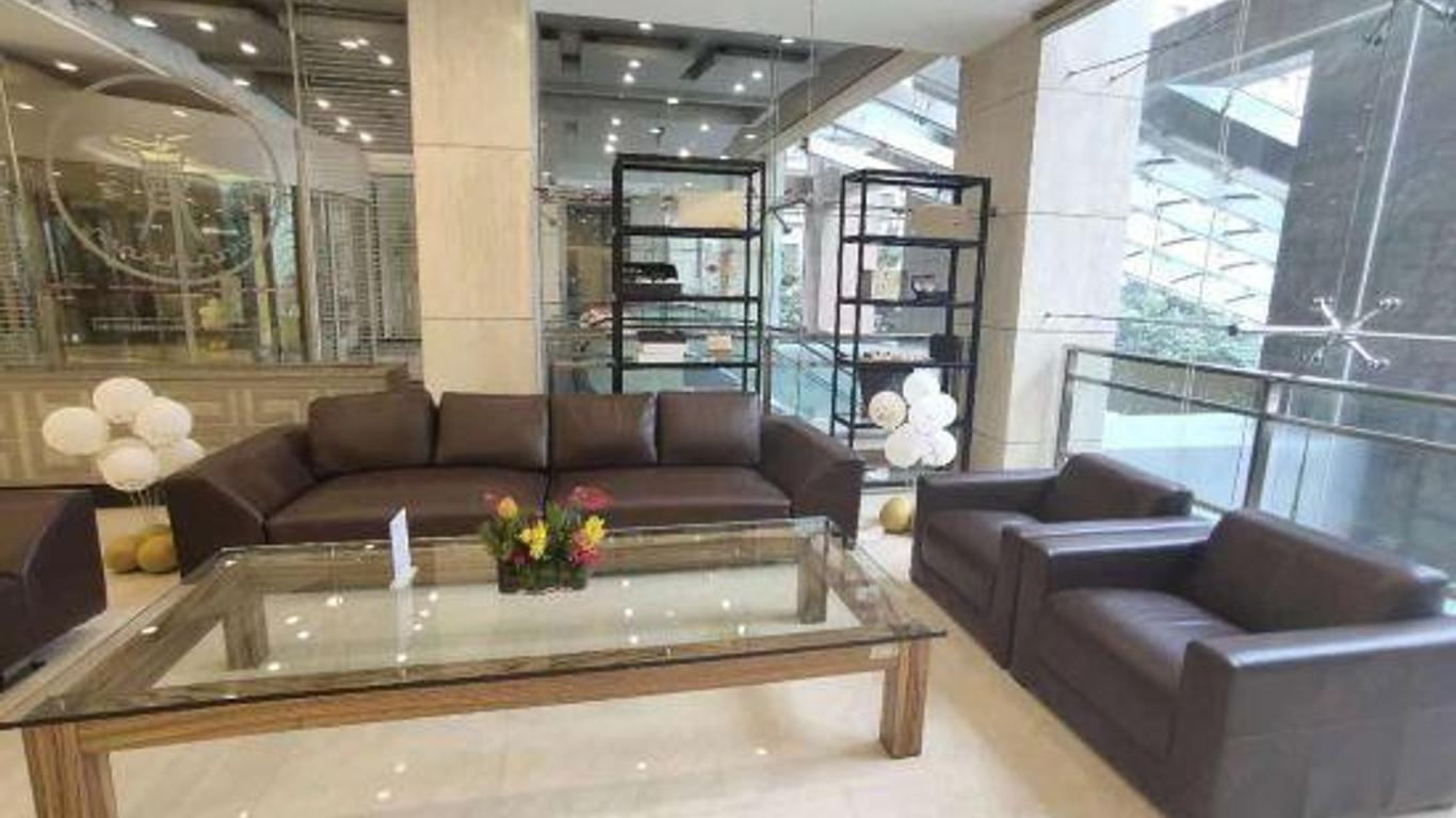 Tianyi Commercial Hotel