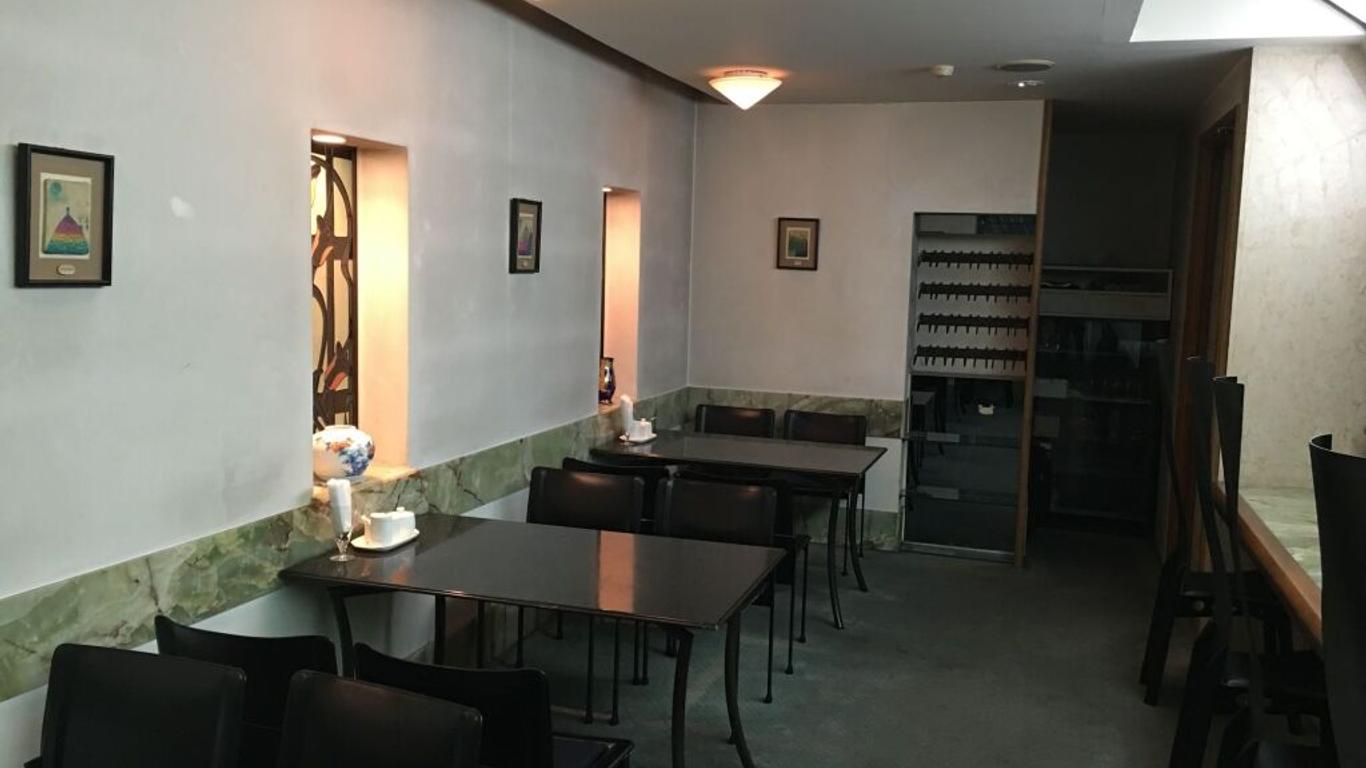 遊客酒店