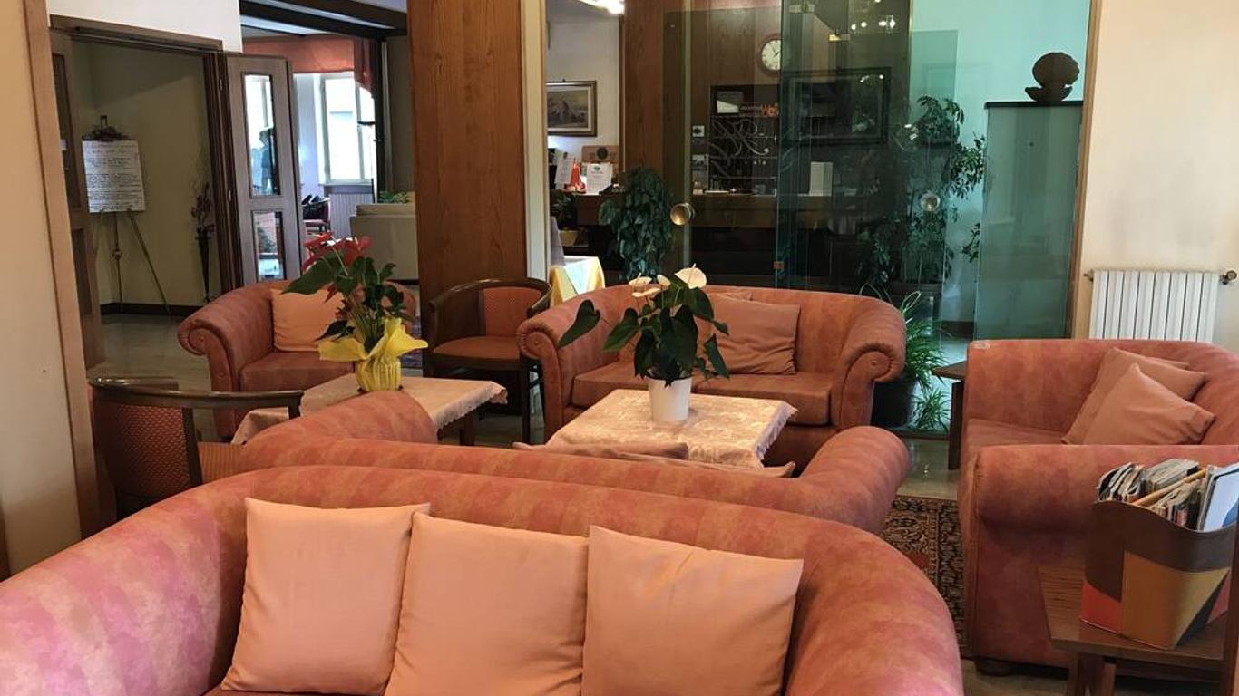 塔比亞諾花園酒店 - 聖馬格爾溫泉