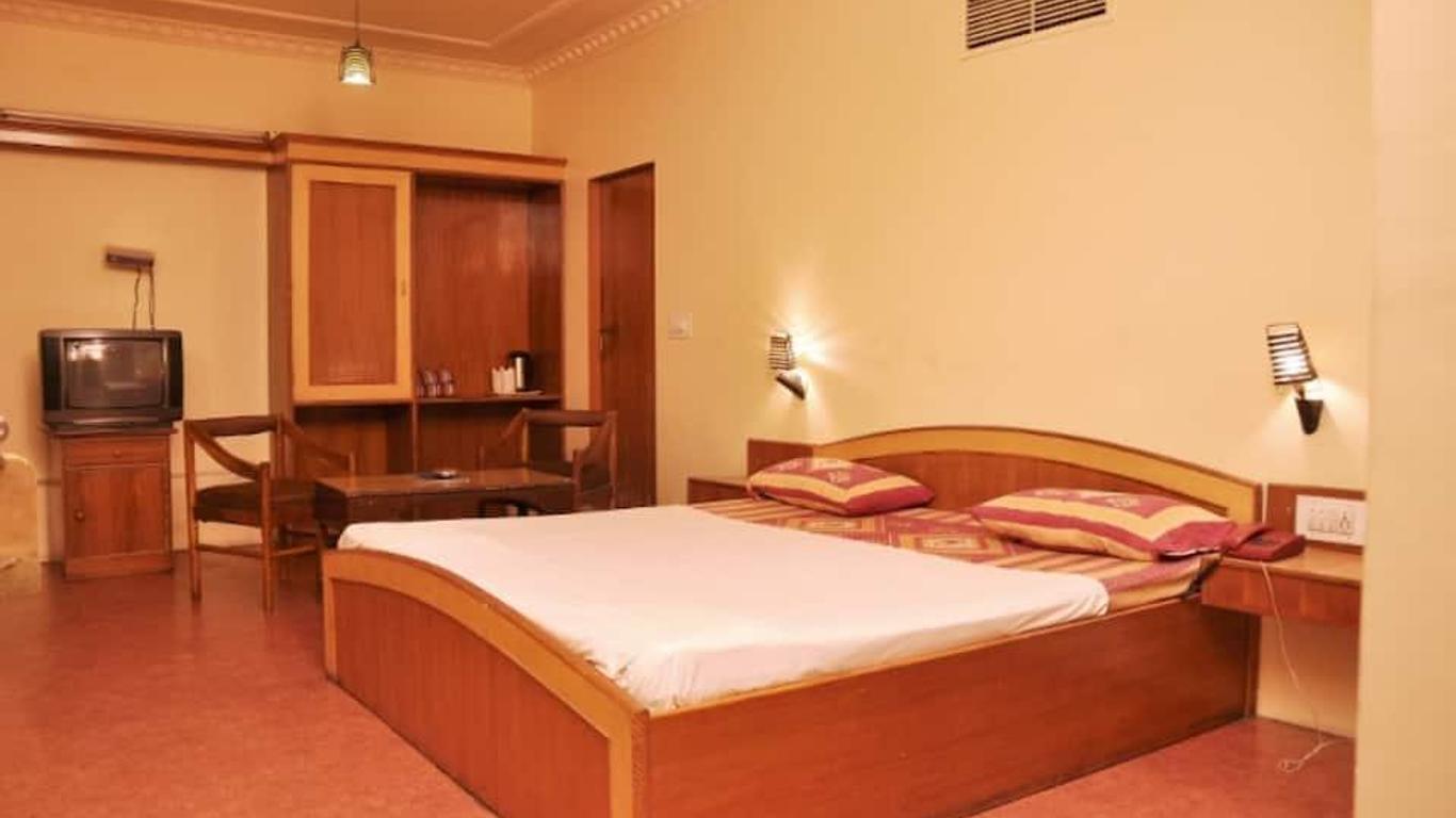 Hotel Savoy