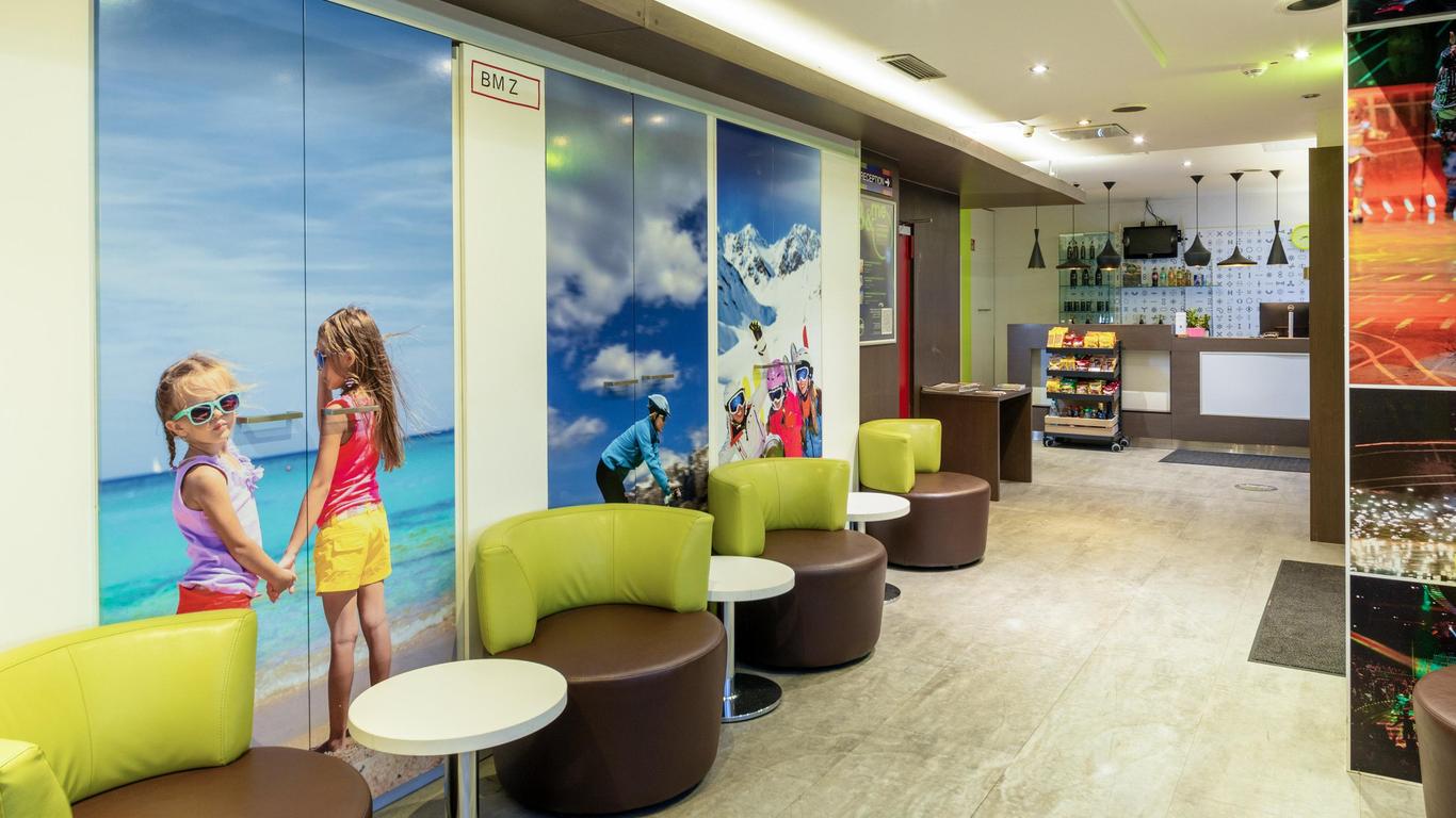 波鴻市宜必思酒店 - 波庫