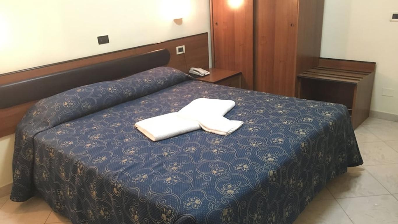 波西塔諾酒店