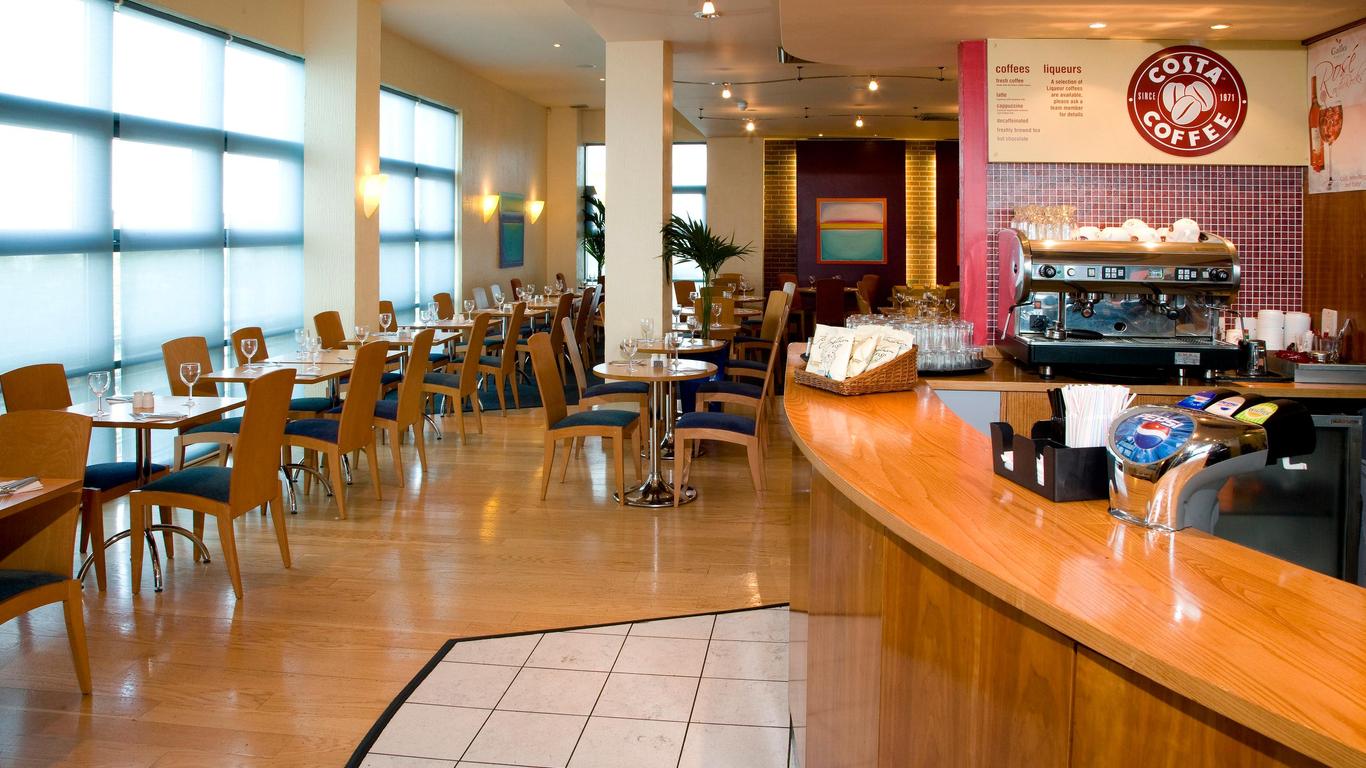 Premier Inn London Wimbledon South