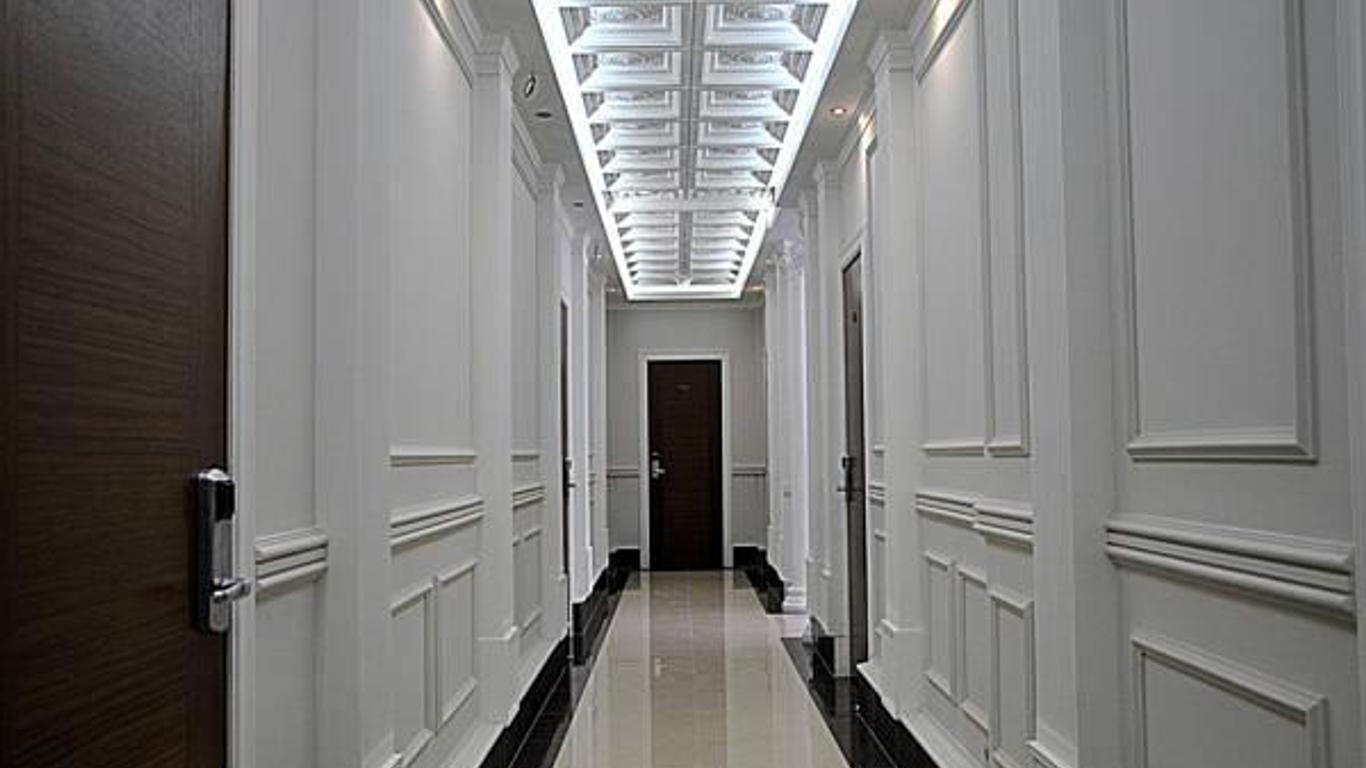 Gubernator Hotel