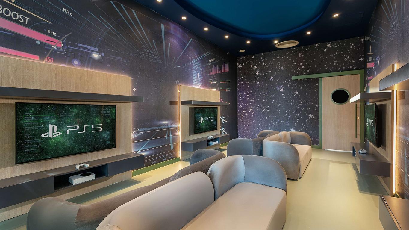 拉臘海灘泰坦尼克號酒店 - 安塔利亞