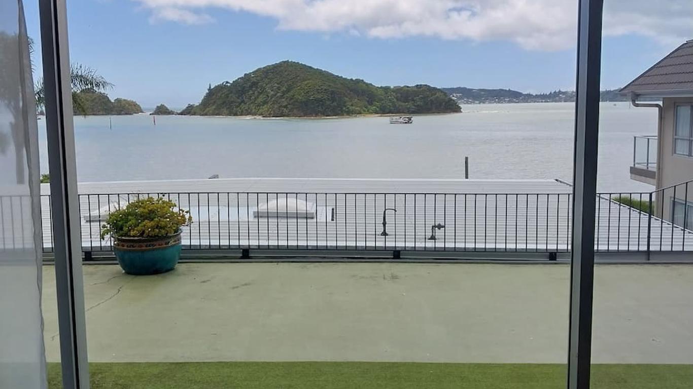 灣景汽車旅館 - 派西亞