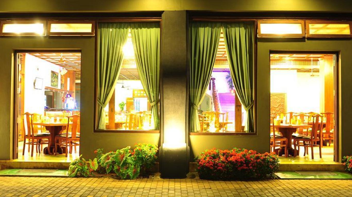 桑米拉文藝復興酒店