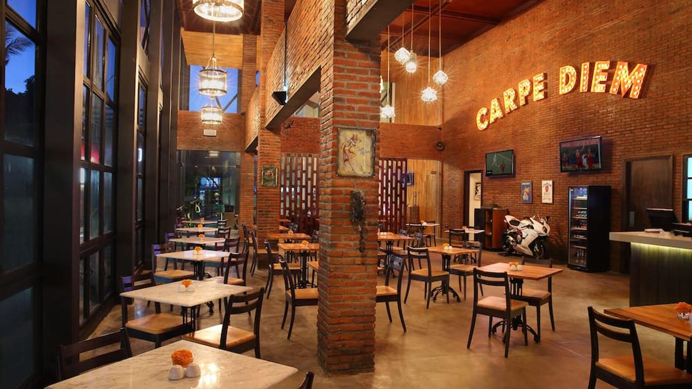 峇里島勒吉安奧索特爾酒店 - 雷根