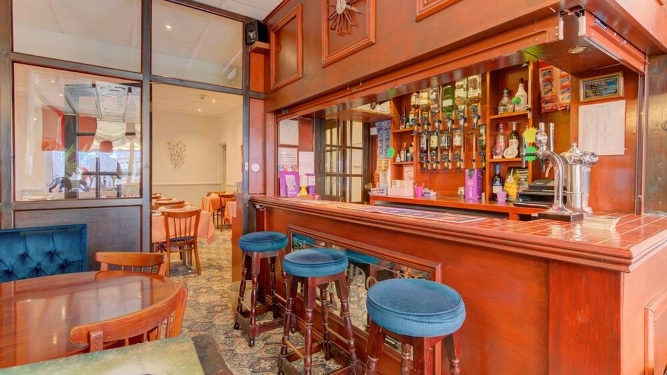 斯特拉斯登酒店