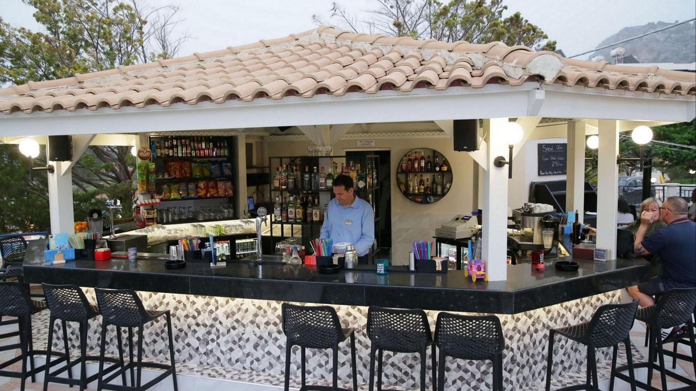 安娜史塔西亞酒店 - 赫索尼索斯