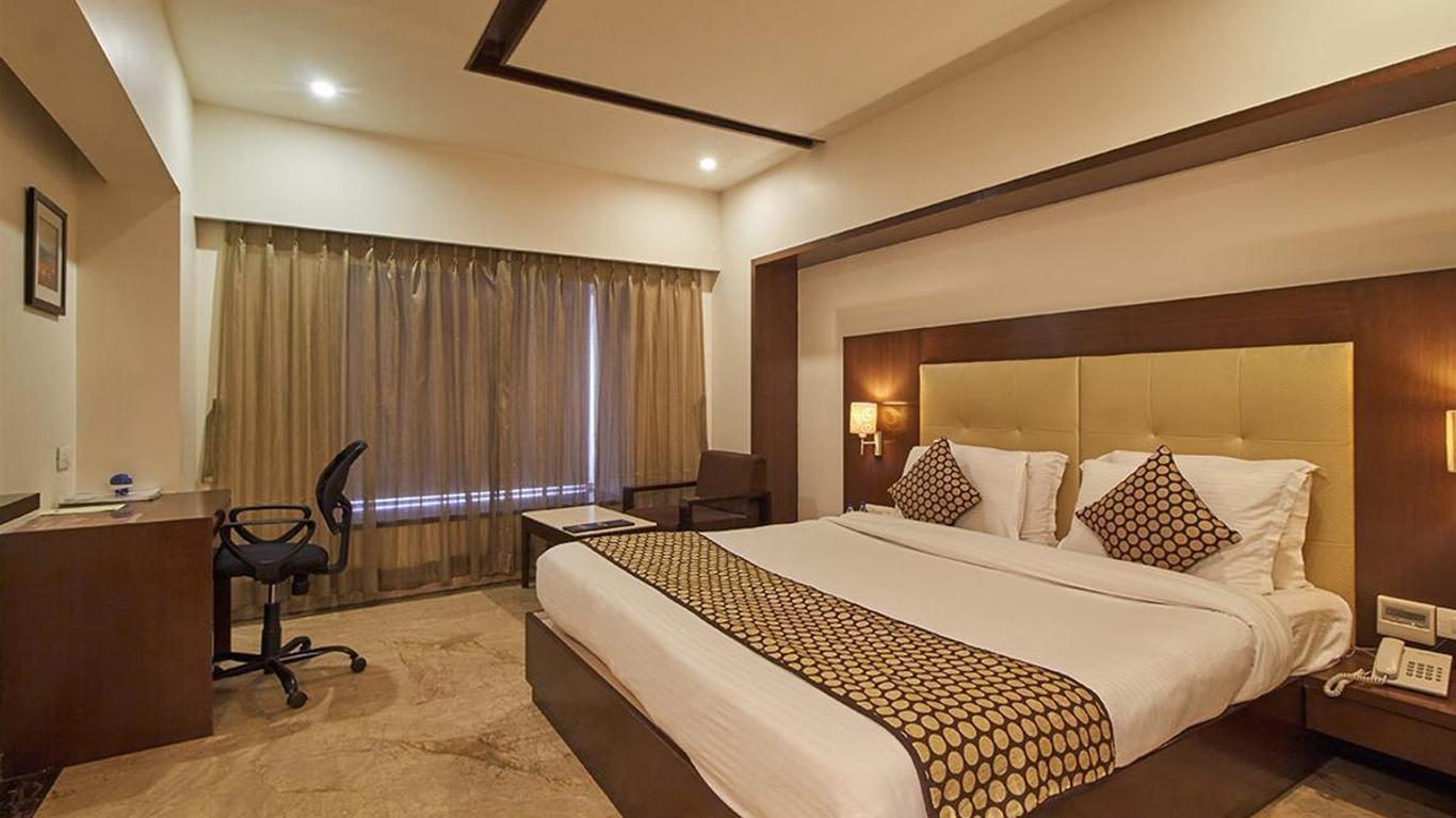 The Grand Thakar Hotel