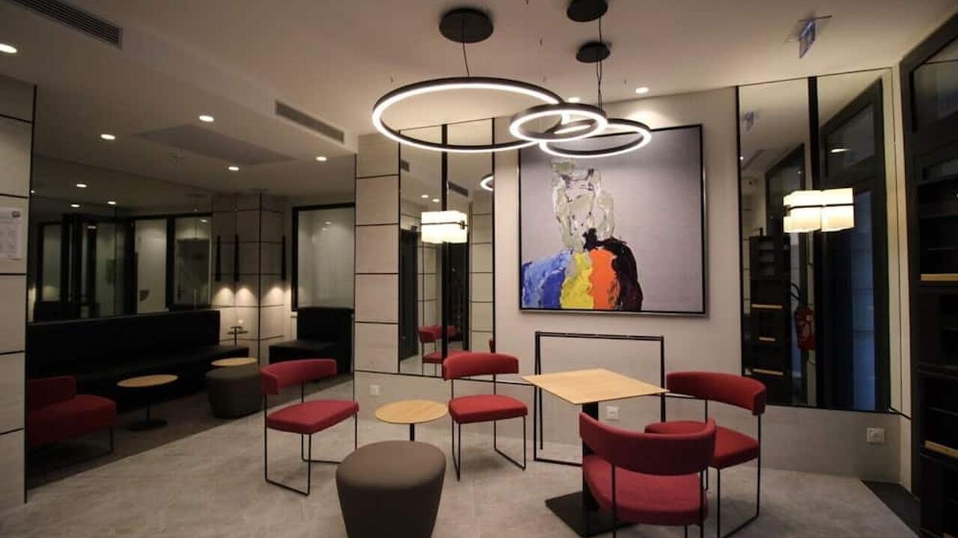 查靈克羅斯酒店 - 巴黎
