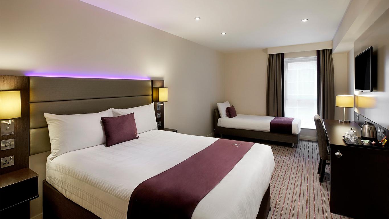 Premier Inn Newcastle (Metro Centre)