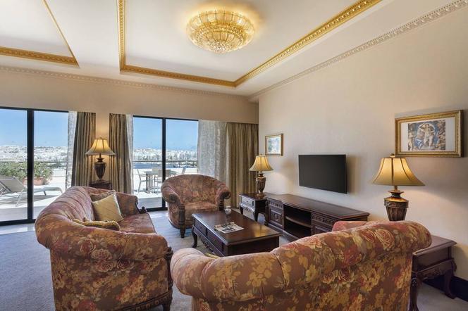 怡東大酒店 - 弗羅瑞安娜