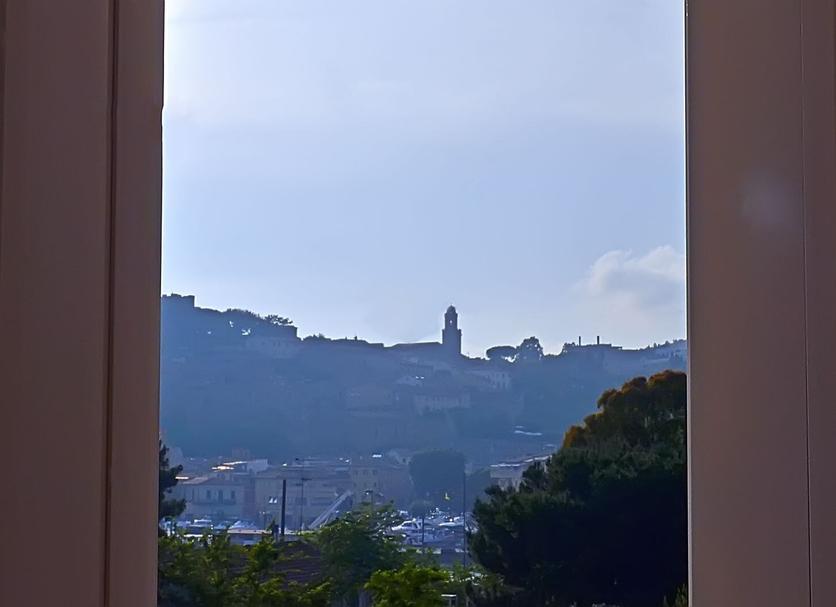 室外景 相片