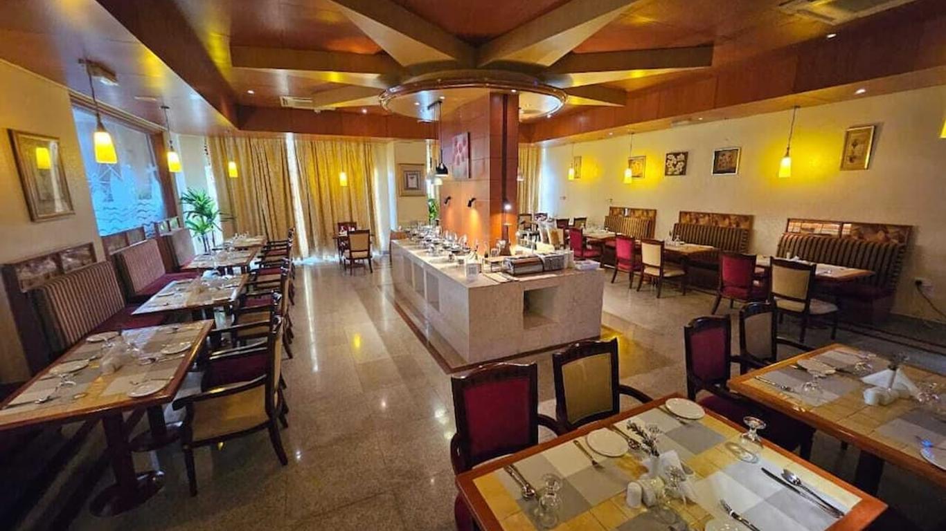 莎菲爾國際酒店 - 馬斯喀特