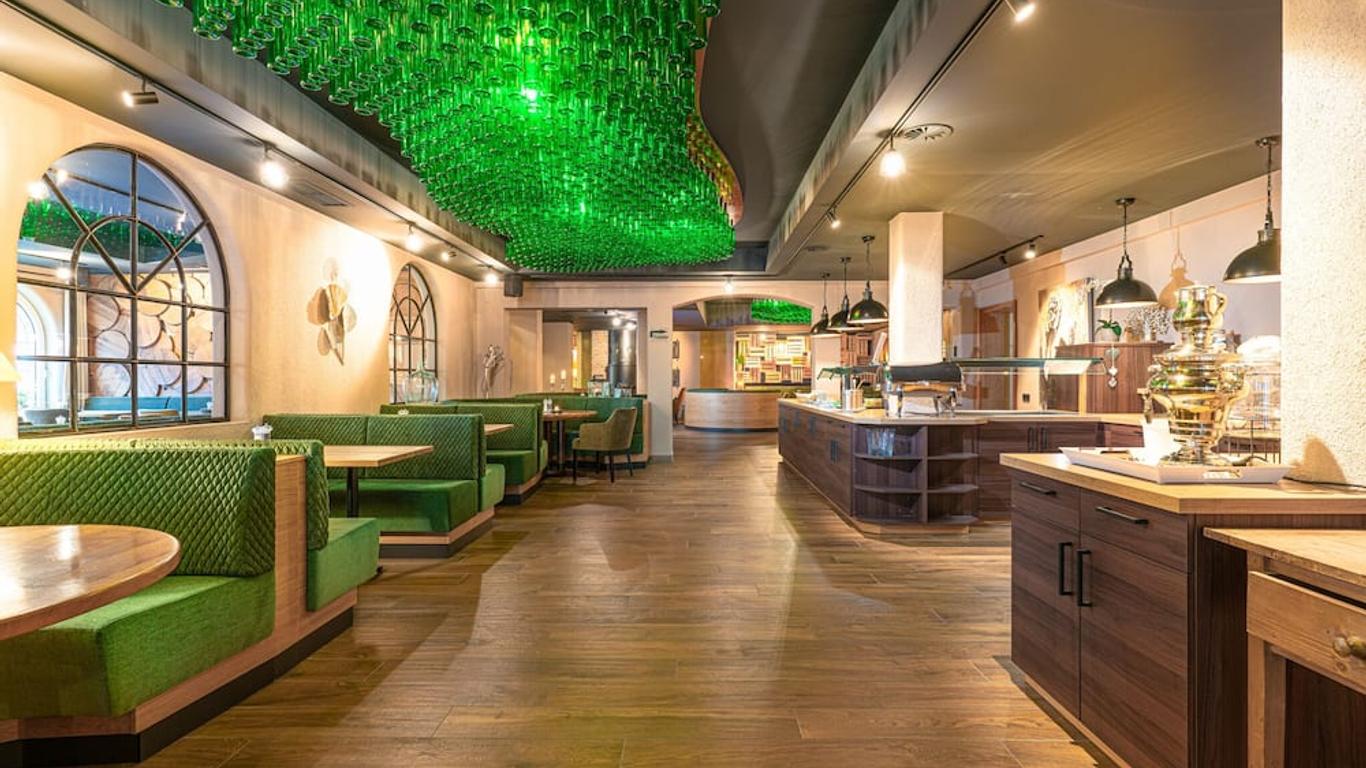 普爾曼斯酒店餐廳