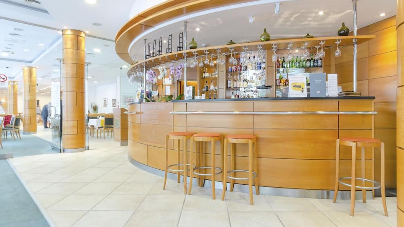 漢格斯特水上浴場酒店