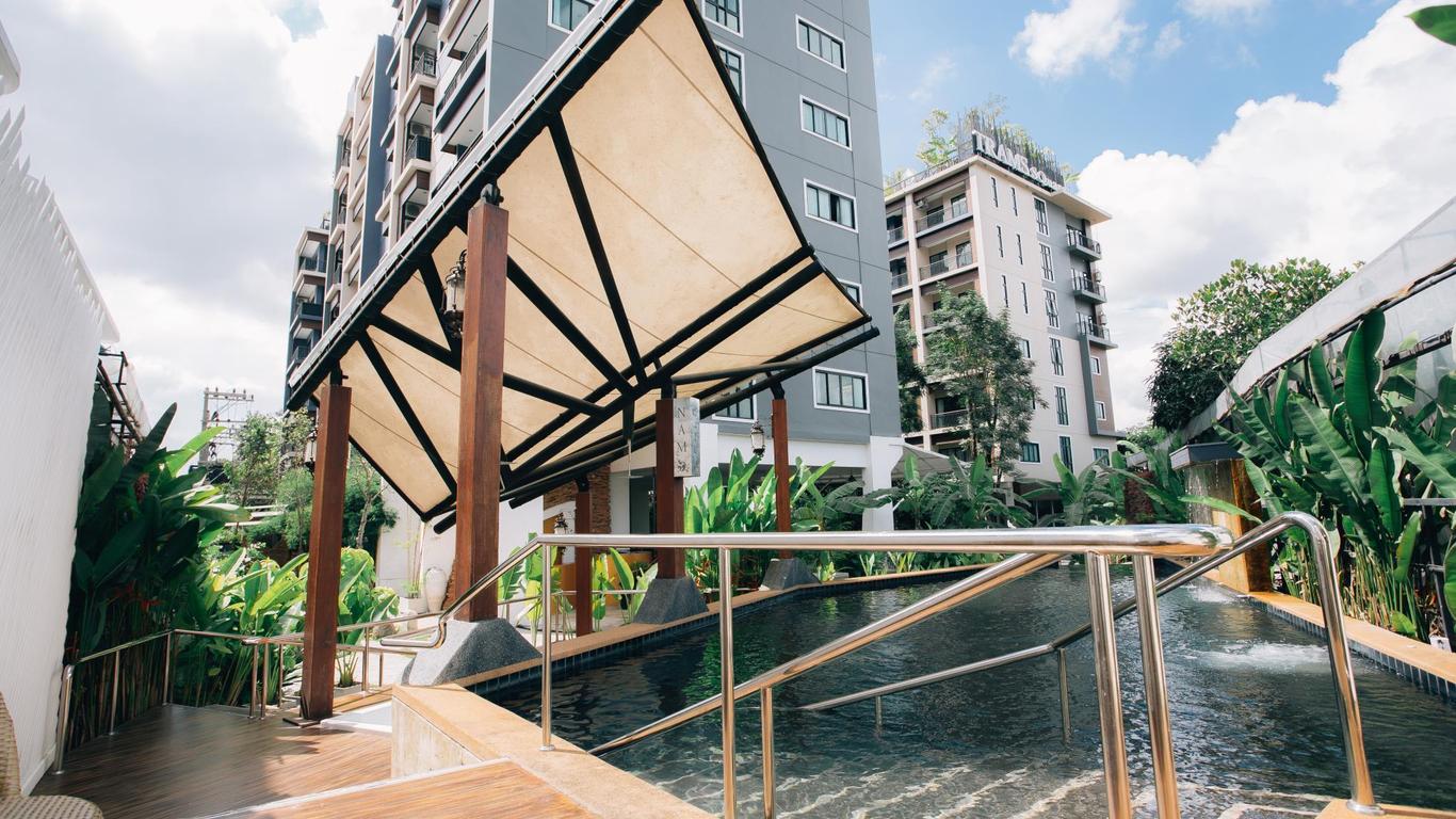清邁電車廣場艾查克酒店