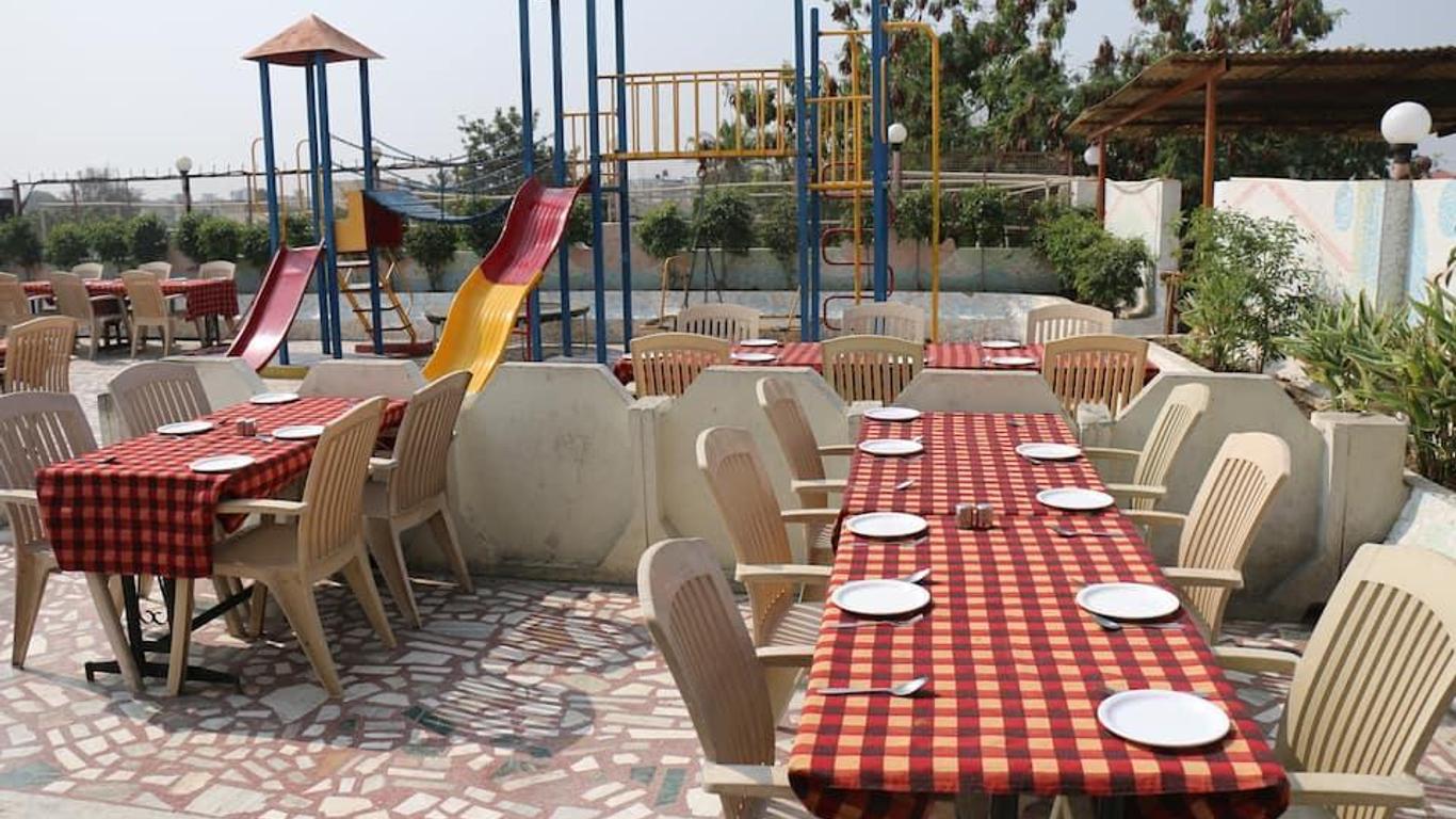 Hotel Kohinoor Plaza
