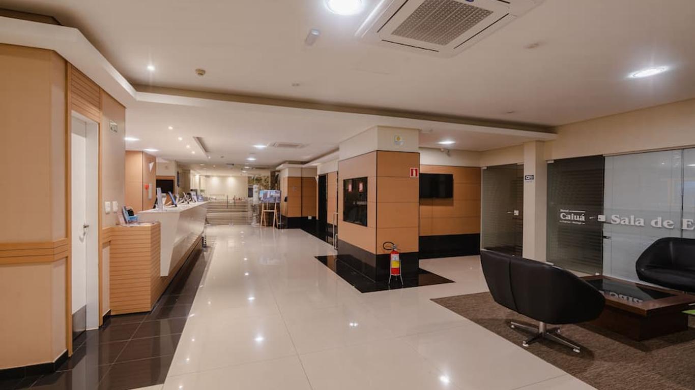 彩屋快捷酒店