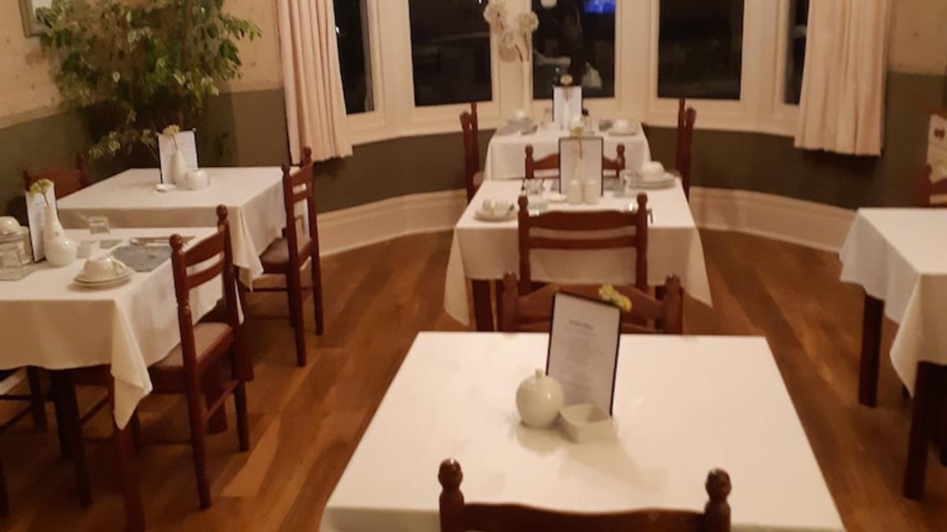 特里蓋拉賓館