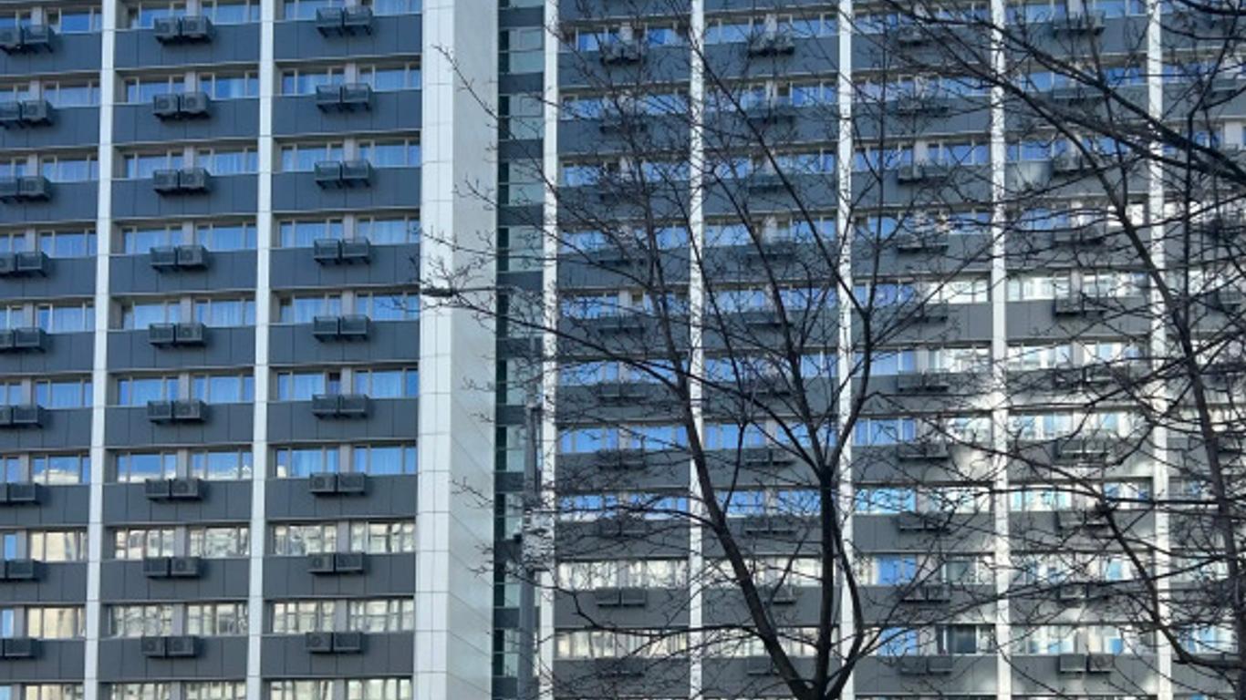 阿卡德米且斯卡亞飯店
