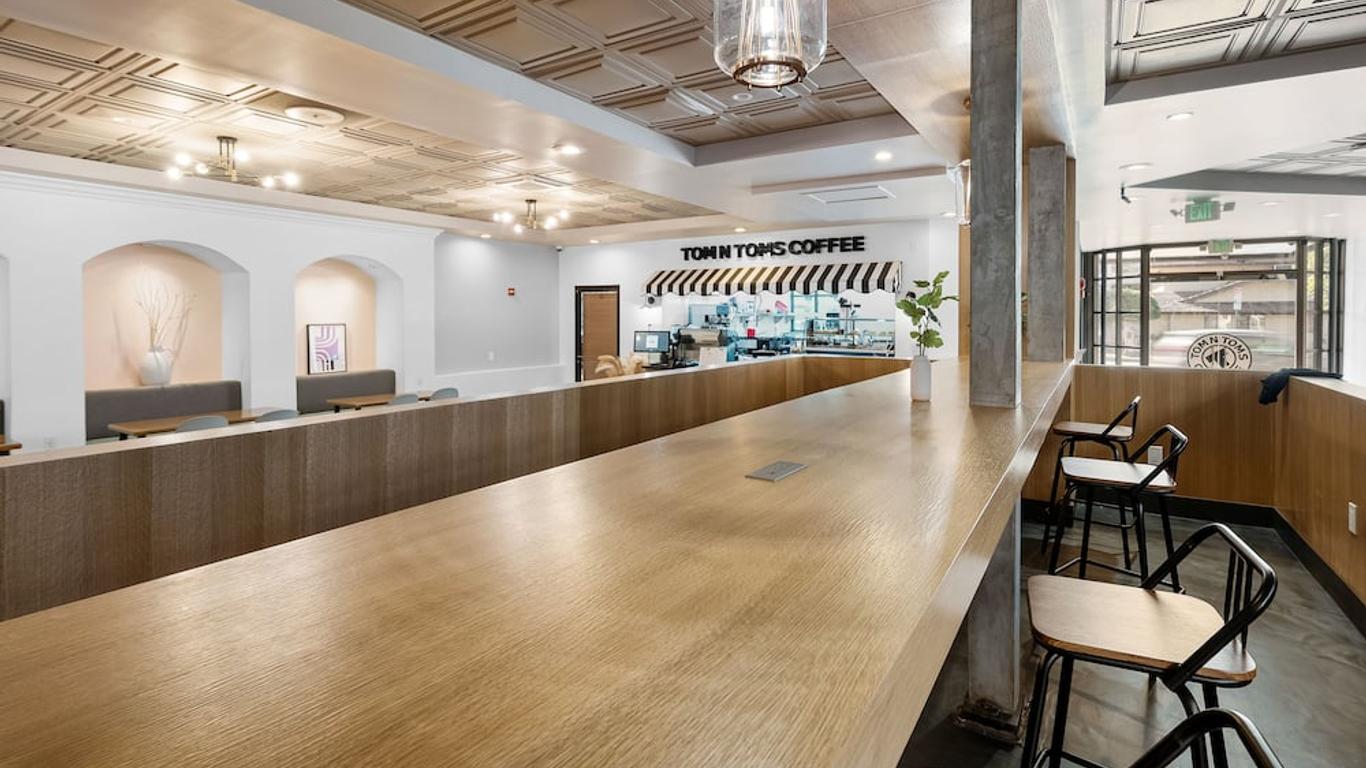 洛杉磯華美達酒店 - 洛杉磯