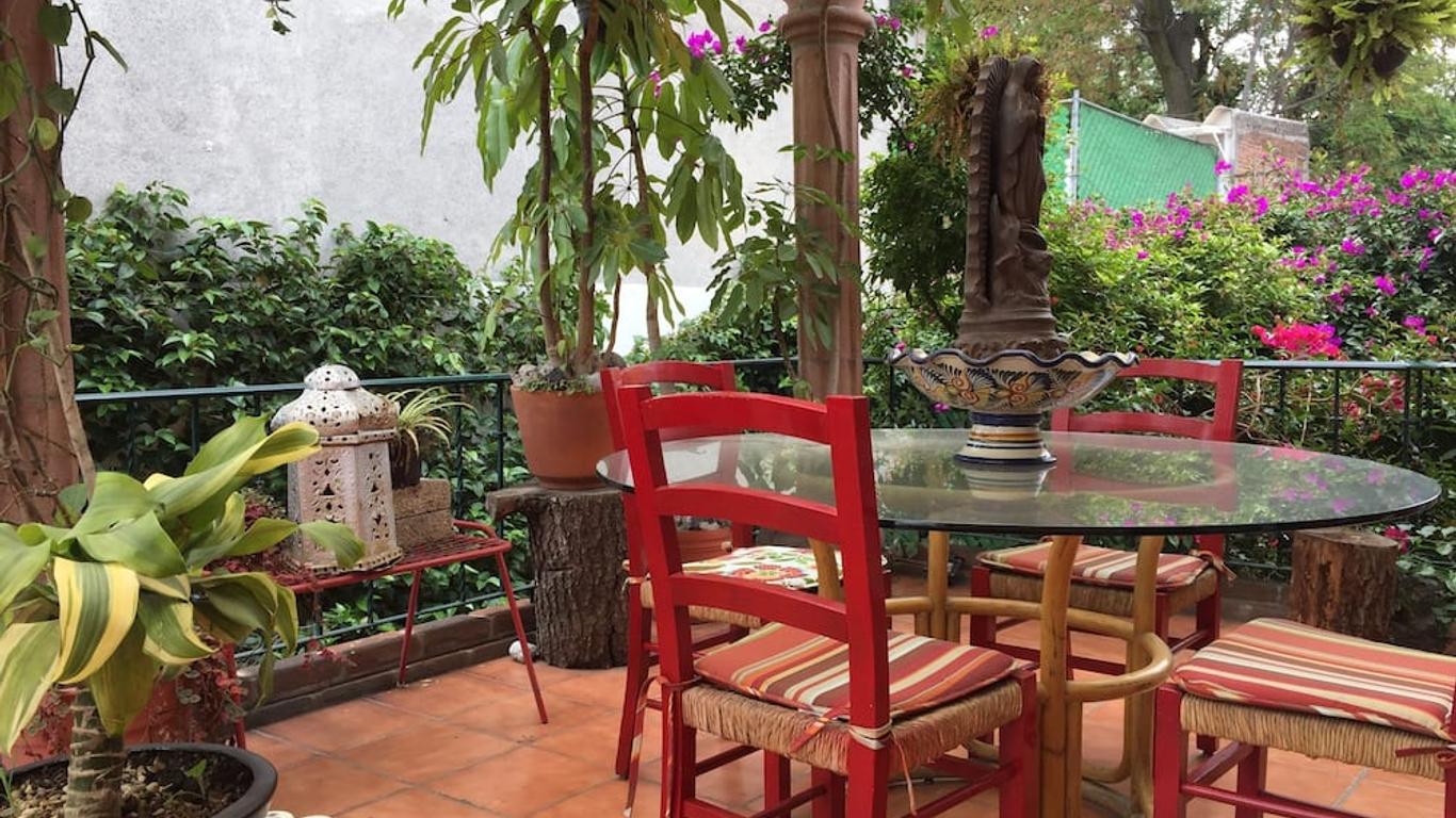 瑪麗亞德爾阿爾瑪旅館