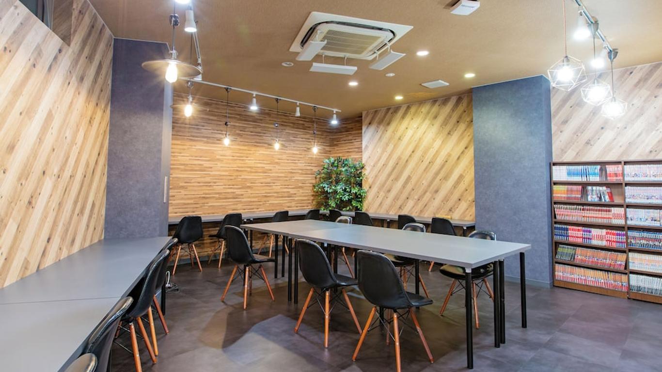豪華膠囊旅館安心之宿秋葉原電氣街店