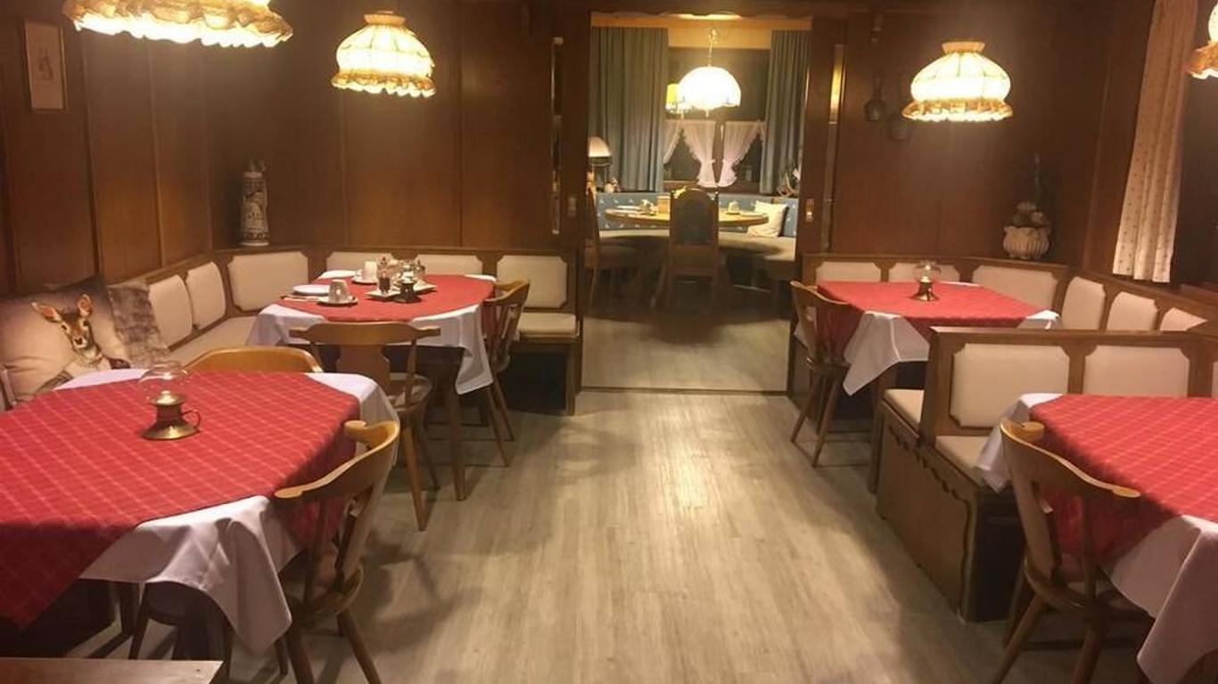 馬德爾哈爾姆山飯店