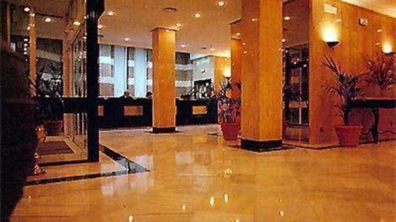 新羅馬酒店