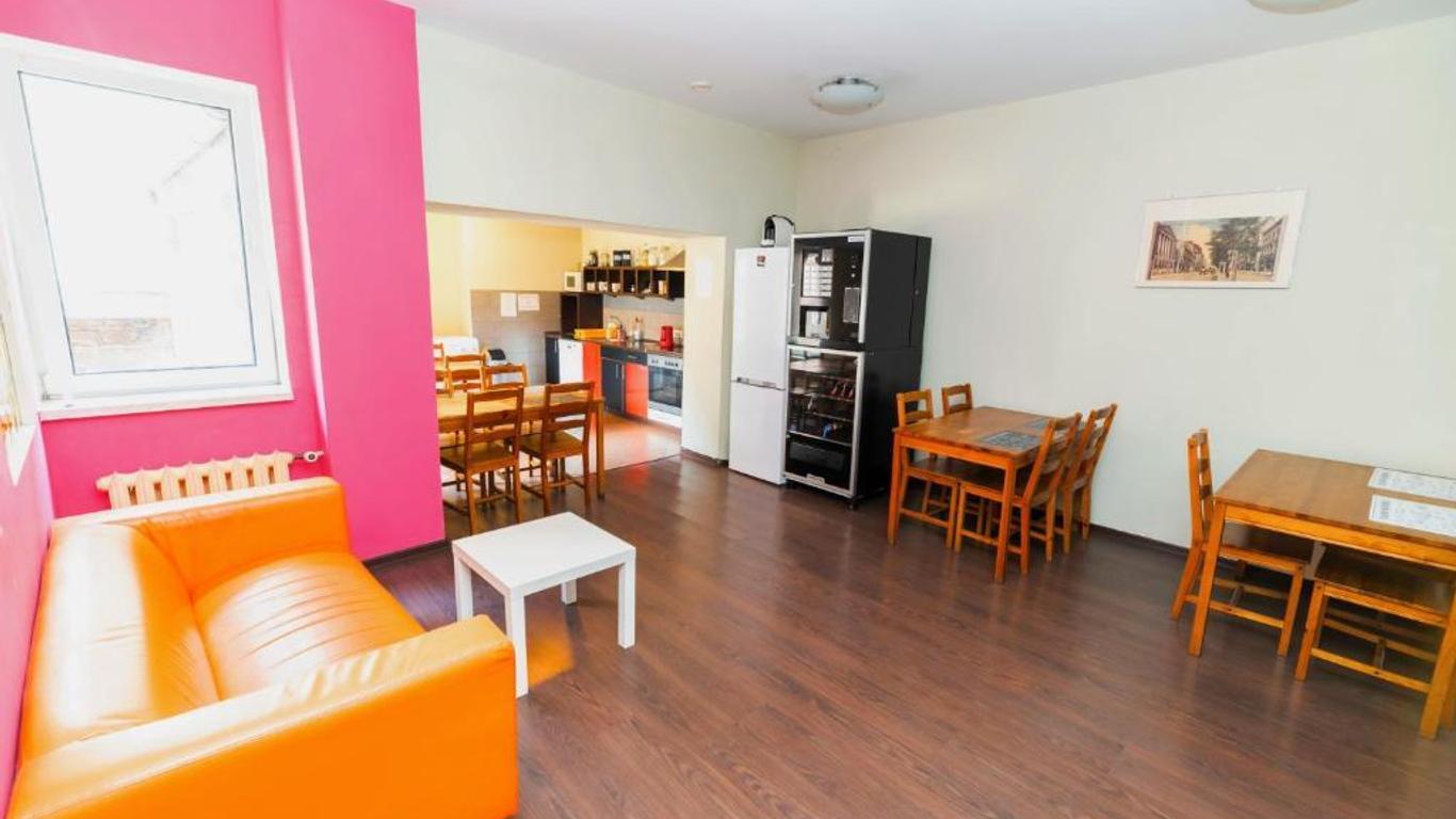Jopi Hostel Katowice Centrum