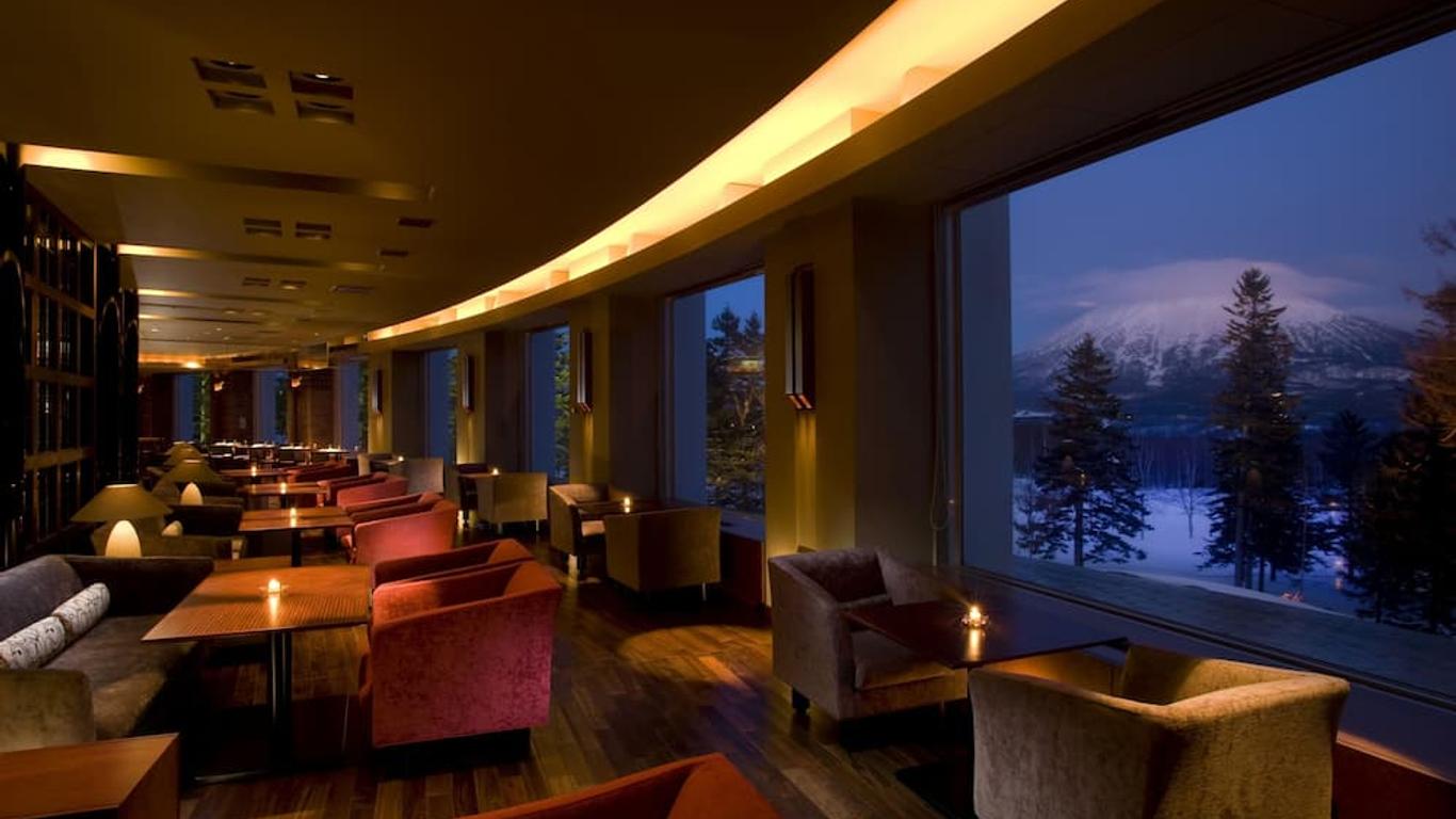 北海道新雪谷希爾頓度假酒店