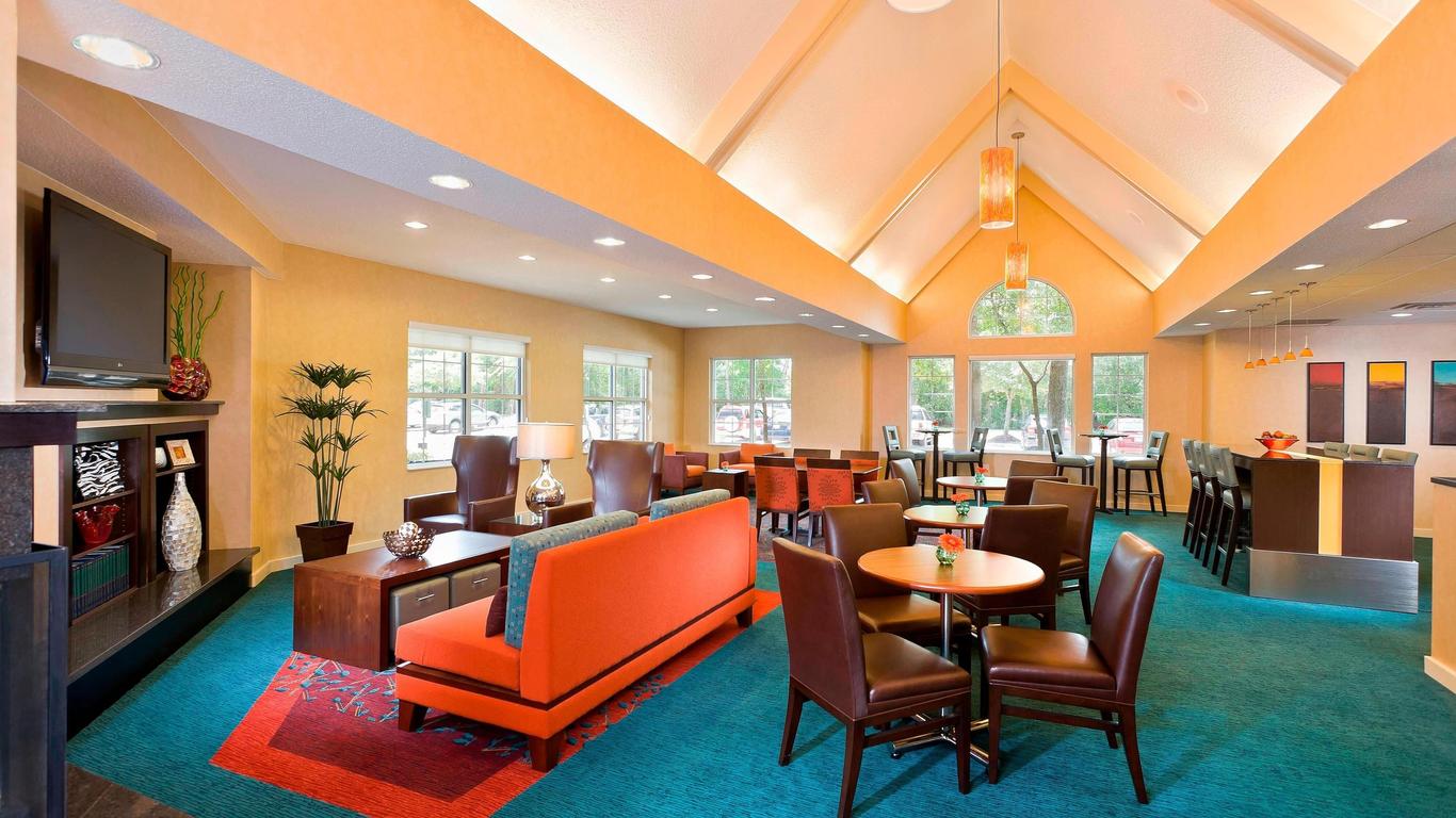 伍德蘭斯休斯敦 Residence Inn/Lake Front Circle - 森林城