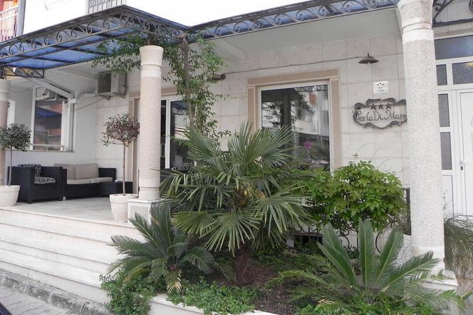 佩拉迪馬雷民宿 - 布德瓦