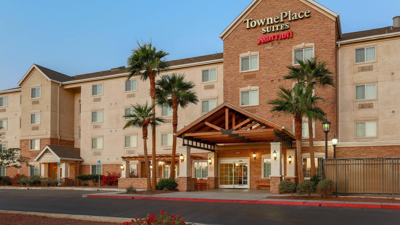 埃爾森特羅 TownePlace Suites 酒店 - 埃爾森特羅