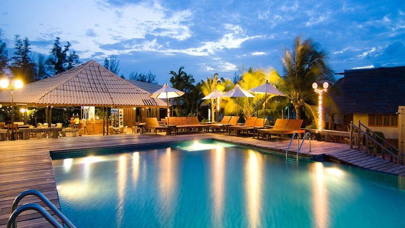 拉瓦納遺忘海灘度假酒店 - Pranburi